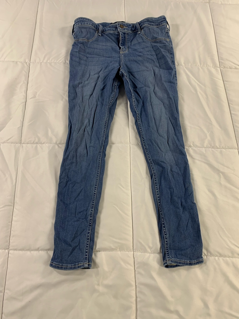 Pre loved HOLLISTER jeans mens size 31x28